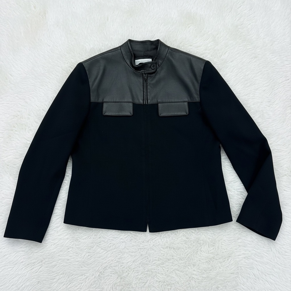 Garfield & Marks Women's Black Faux Leather Trim Full Zip Jacket - Size 12
 b87